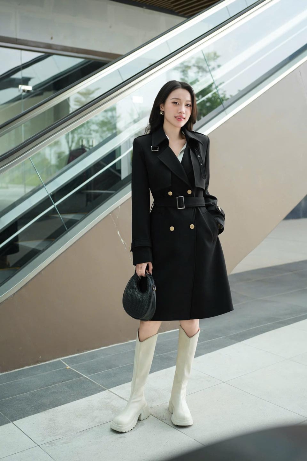 Alternative view of Classic Brown 2-Breasted Trench Coat